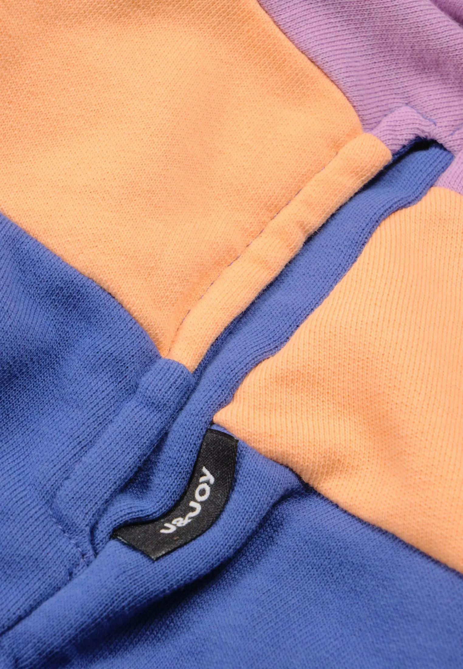 Sweatshirt fille zippé multicolore, capuche doublée corail